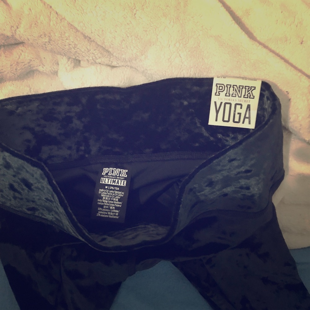 Pink yoga leggings ( green)